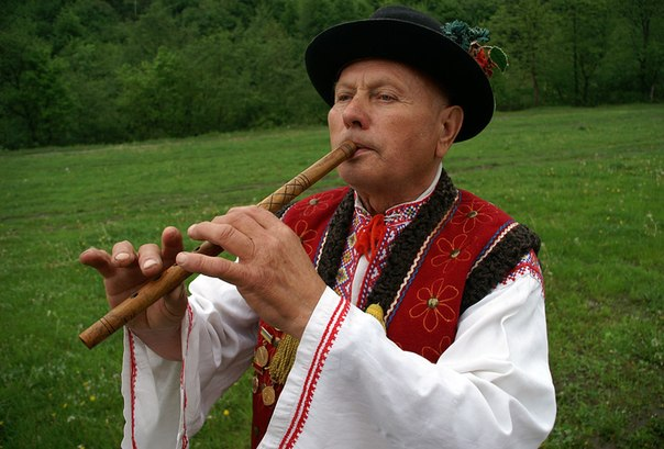 Історія походжень українських музичних інструментів: ці цікаві факти ви могли не знати